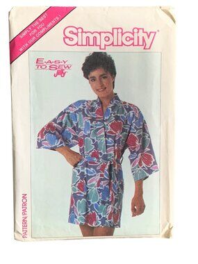 Simplicity 0017 Easy-To-Sew Size 6-8-10-12-14-16-18-20 Womens Robe Sewing Patter